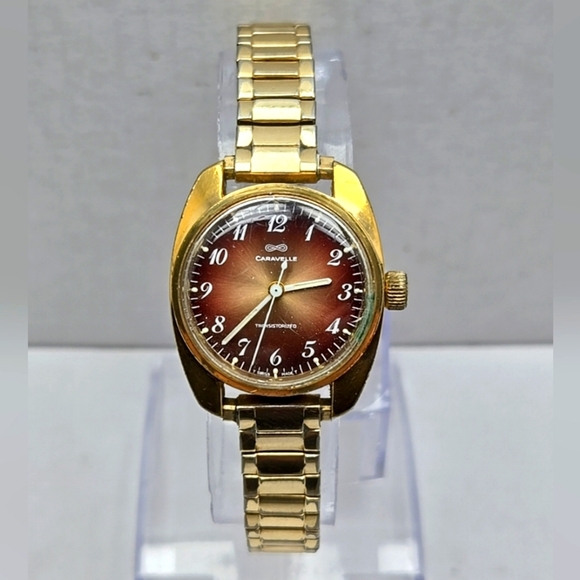 Womens Vintage Caravelle By Bulova Electronic Watch Gold Tone New Battery - Picture 1 of 11